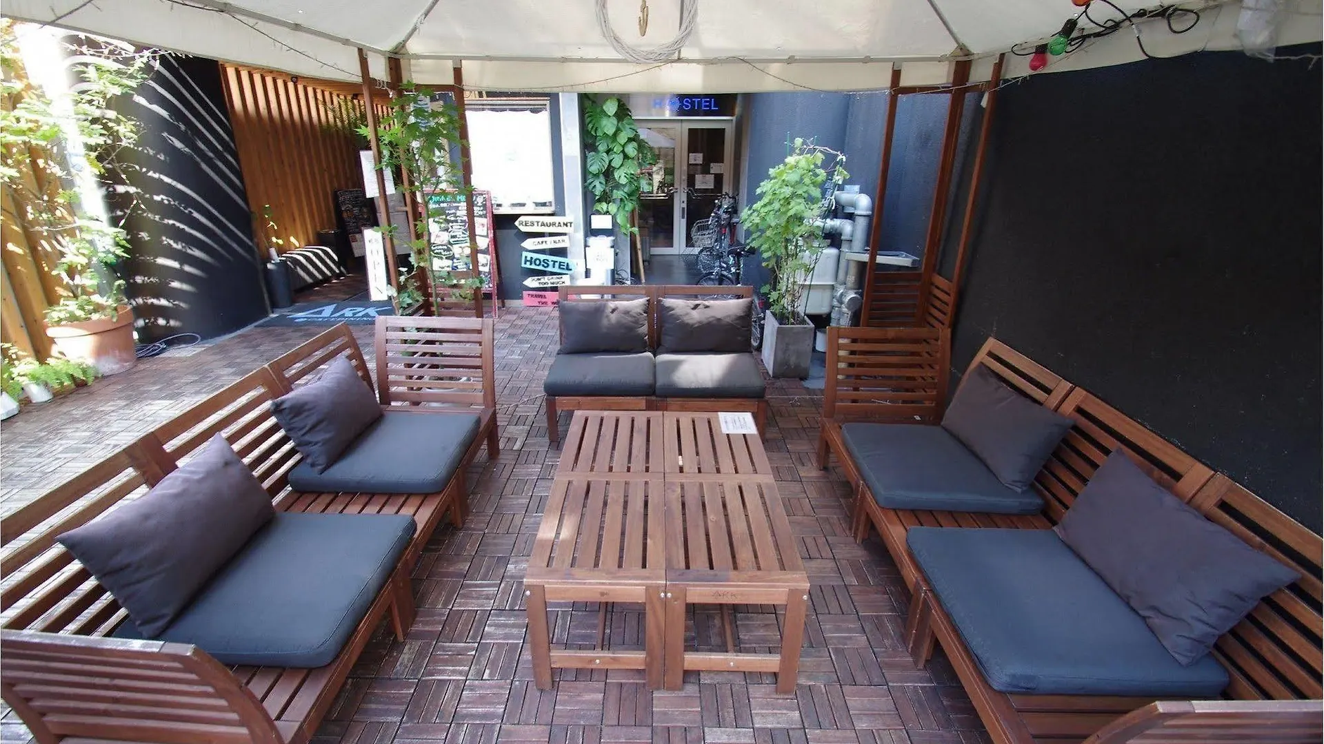 Ark Hostel Osaka